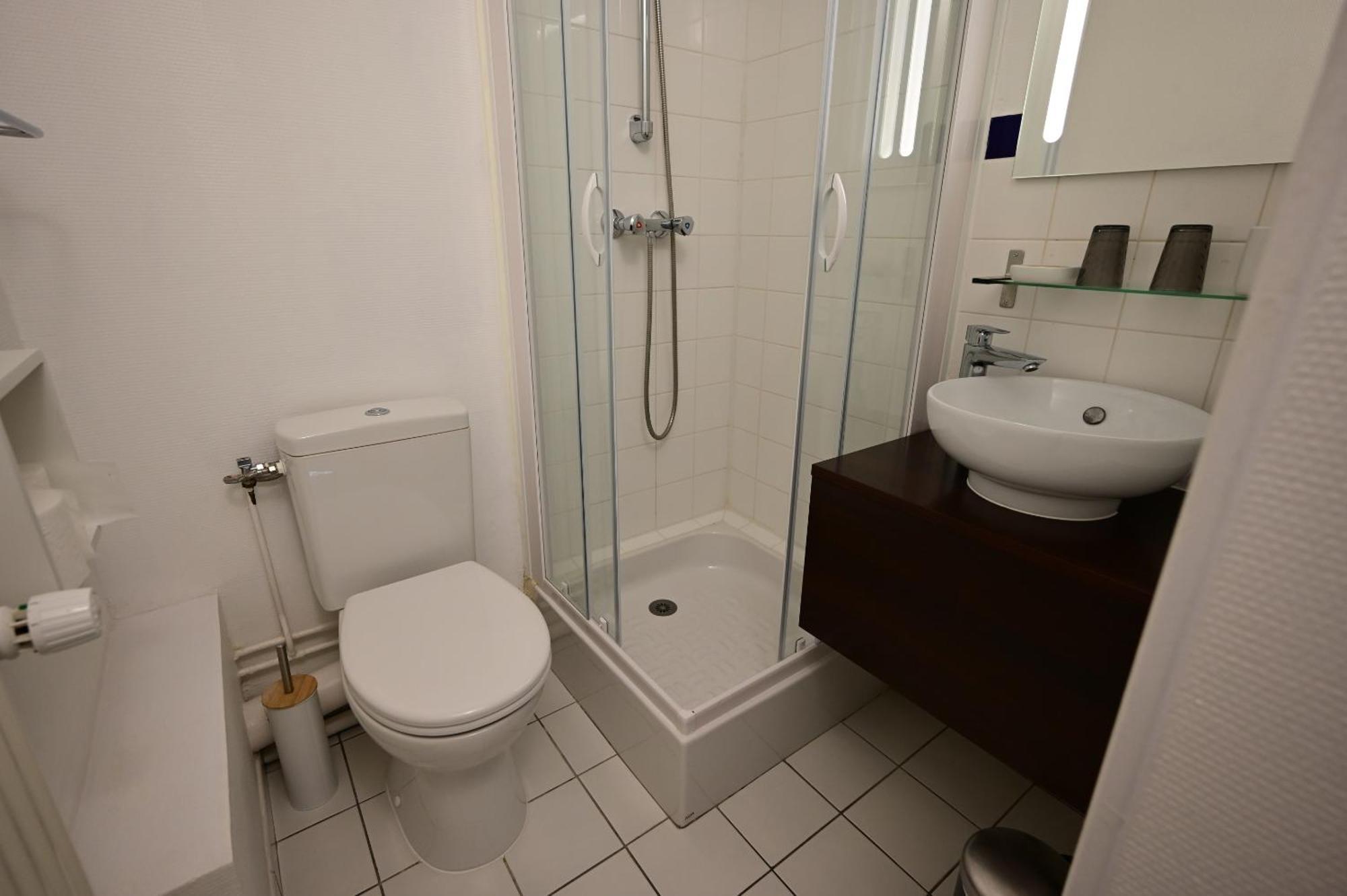 Hotel La Cuisine Des Lulus Montainville  Chambre photo