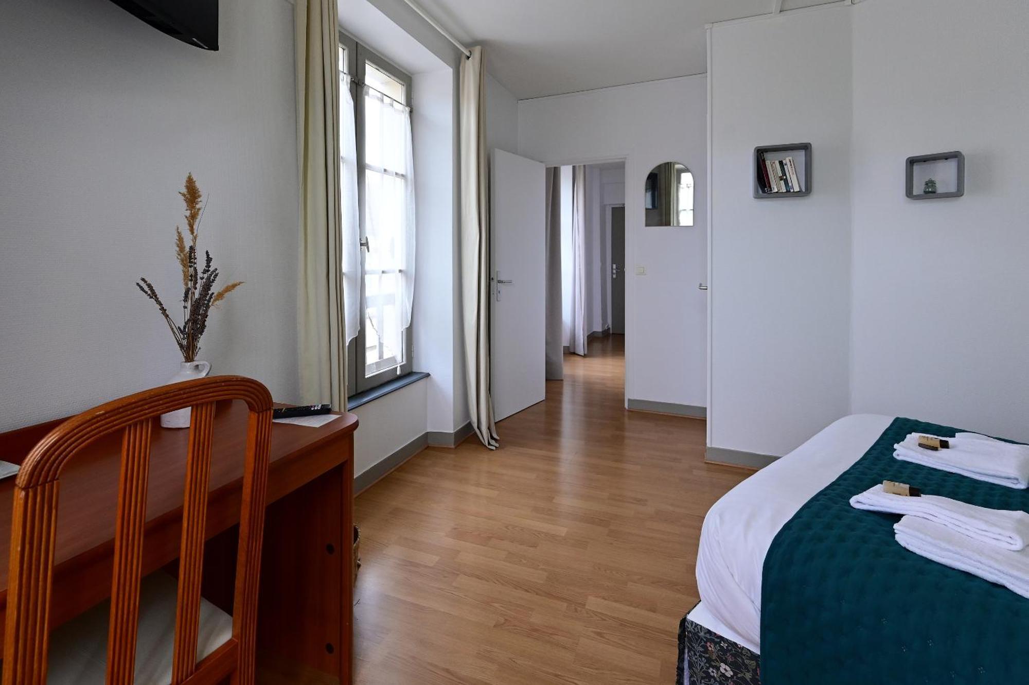 Hotel La Cuisine Des Lulus Montainville  Chambre photo