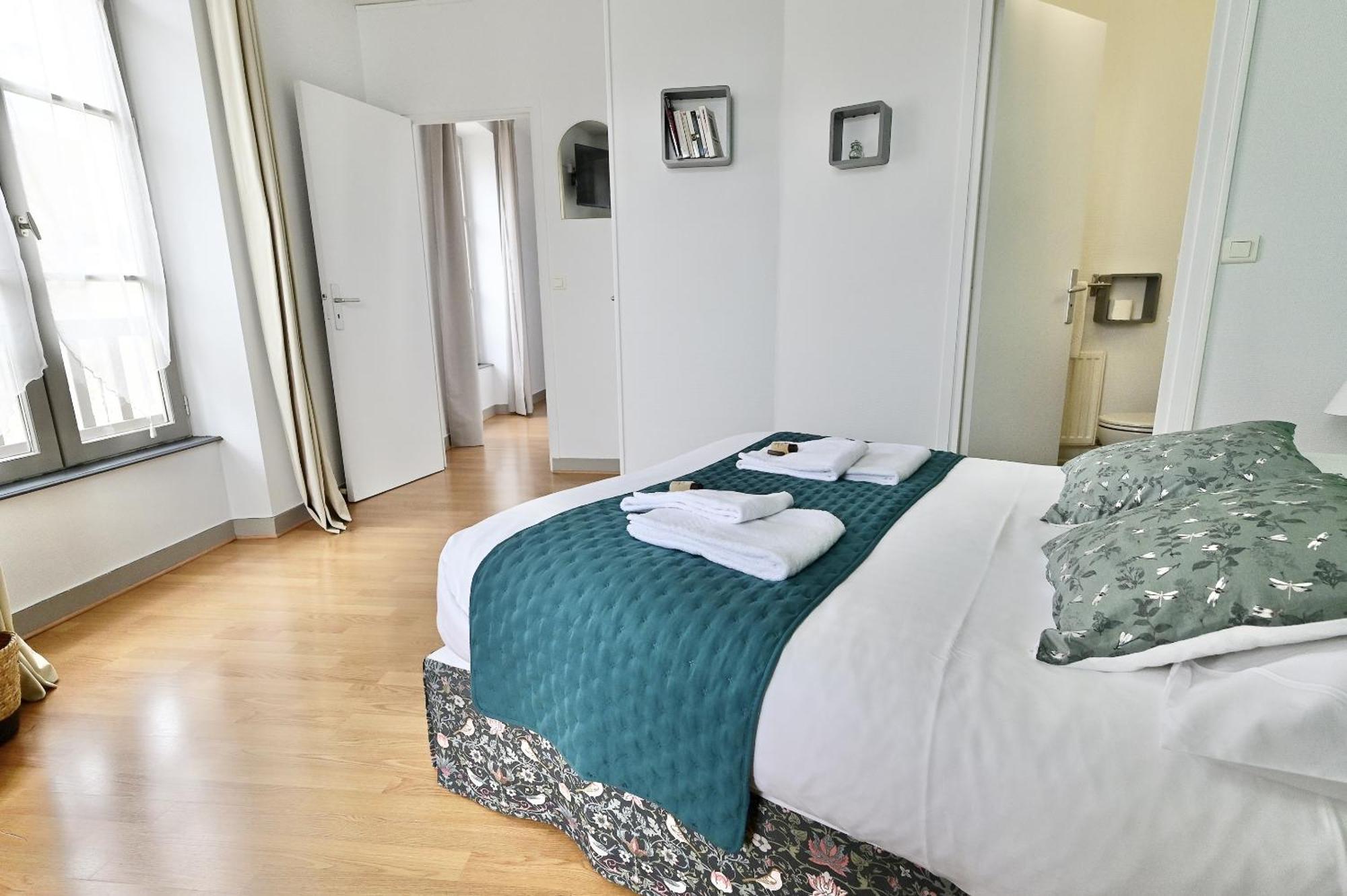 Hotel La Cuisine Des Lulus Montainville  Extérieur photo