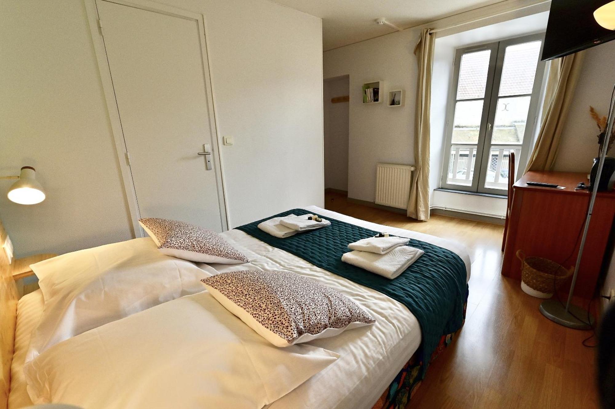Hotel La Cuisine Des Lulus Montainville  Chambre photo