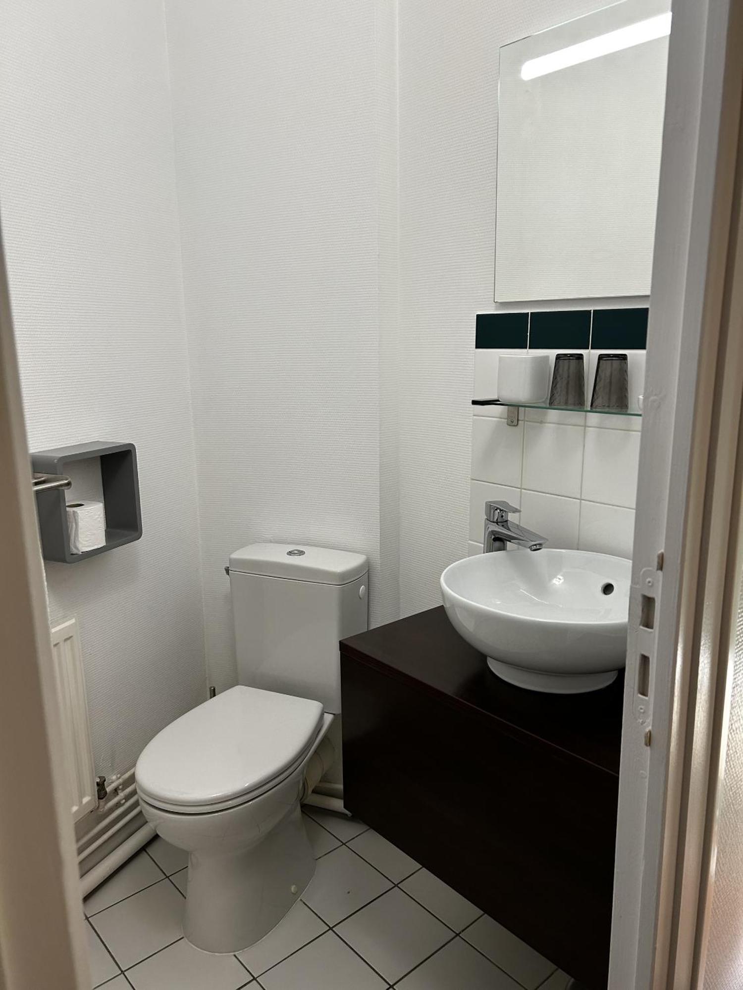 Hotel La Cuisine Des Lulus Montainville  Chambre photo
